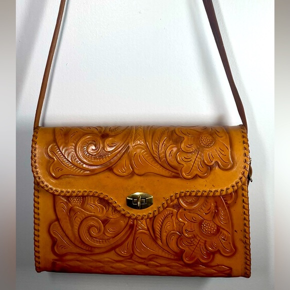 Handbags - Vintage Tooled Leather Purse